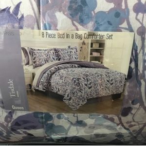 8 Piece Queen-Sized Comforter Set